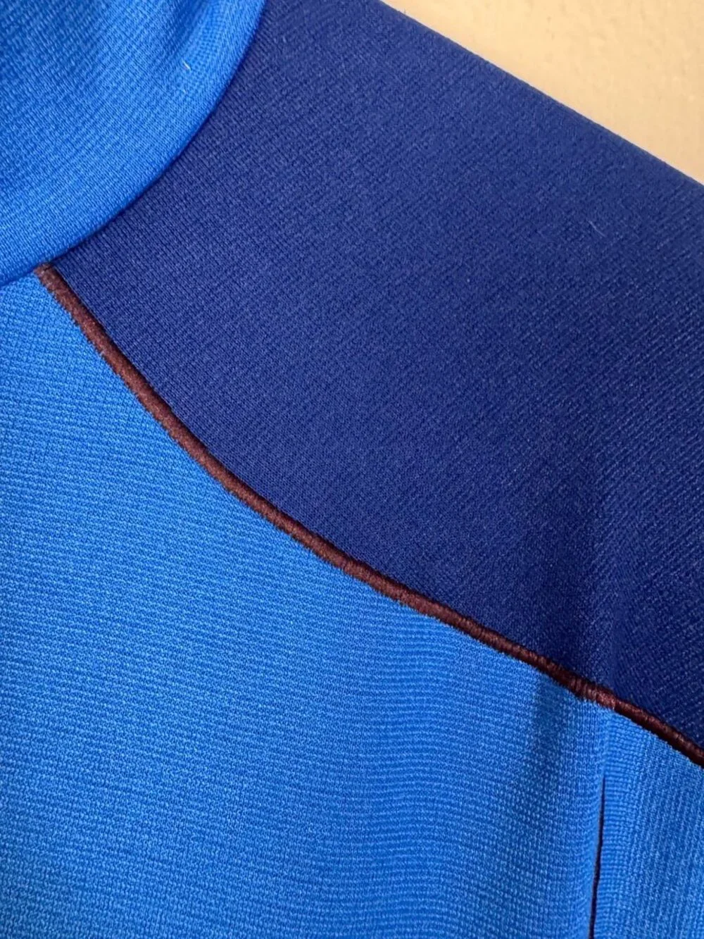 Patagonia Mens Blue Long Sleeve Capilene Base Layer Pullover Size Medium Outdoor